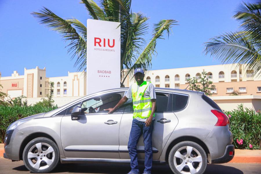 Abdou Ndiaye Parking Riu Baobab Pointe Sarène