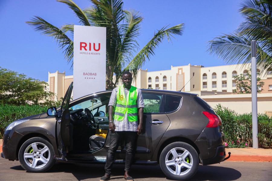 Wagane Sène Parking Riu Baobab Pointe Sarène