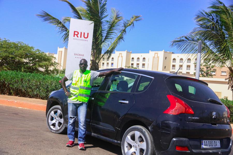 Mamadou Dione Parking Riu Baobab Pointe Sarène